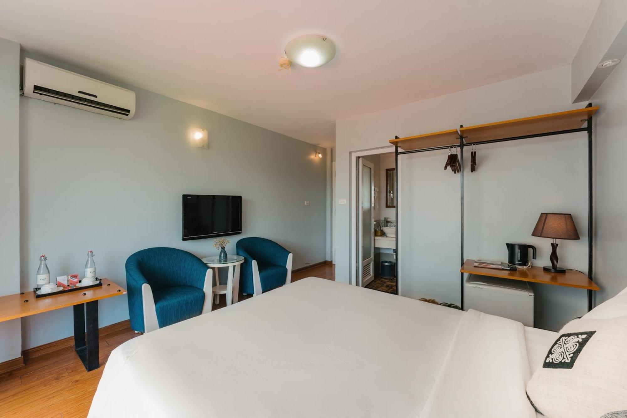 Cheers Hostel Ханой Экстерьер фото