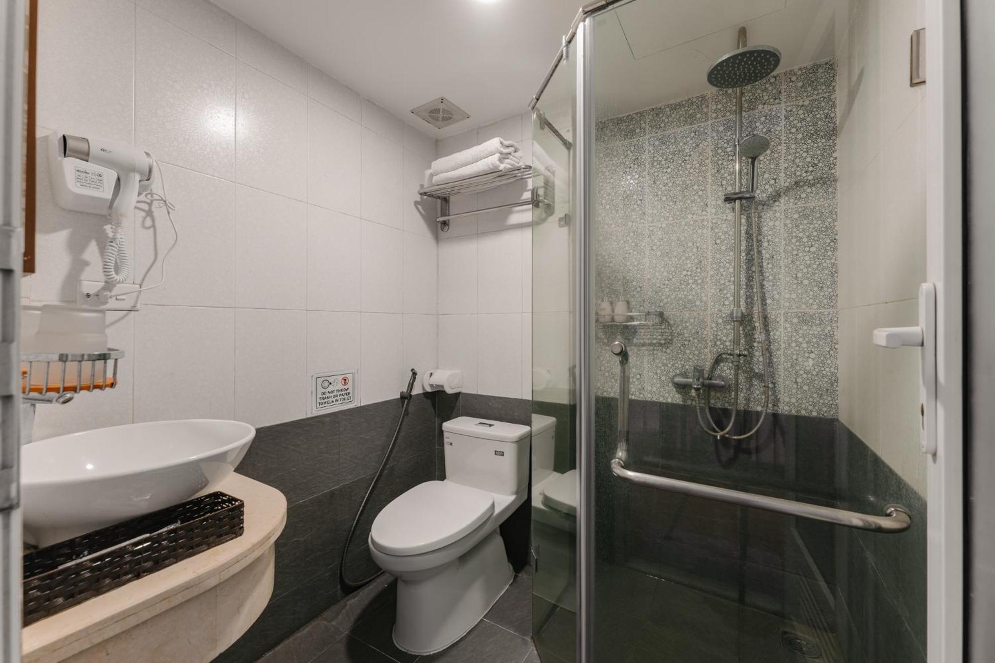 Cheers Hostel Ханой Экстерьер фото